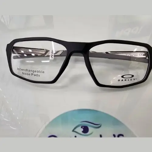 Oakley en Opticarlos Medellín, foto 2