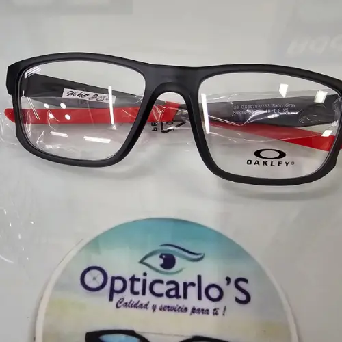 Oakley en Opticarlos Medellín, foto 3