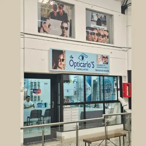 Local de Opticarlo'S en el Centro Comercial El Paso, Local 215